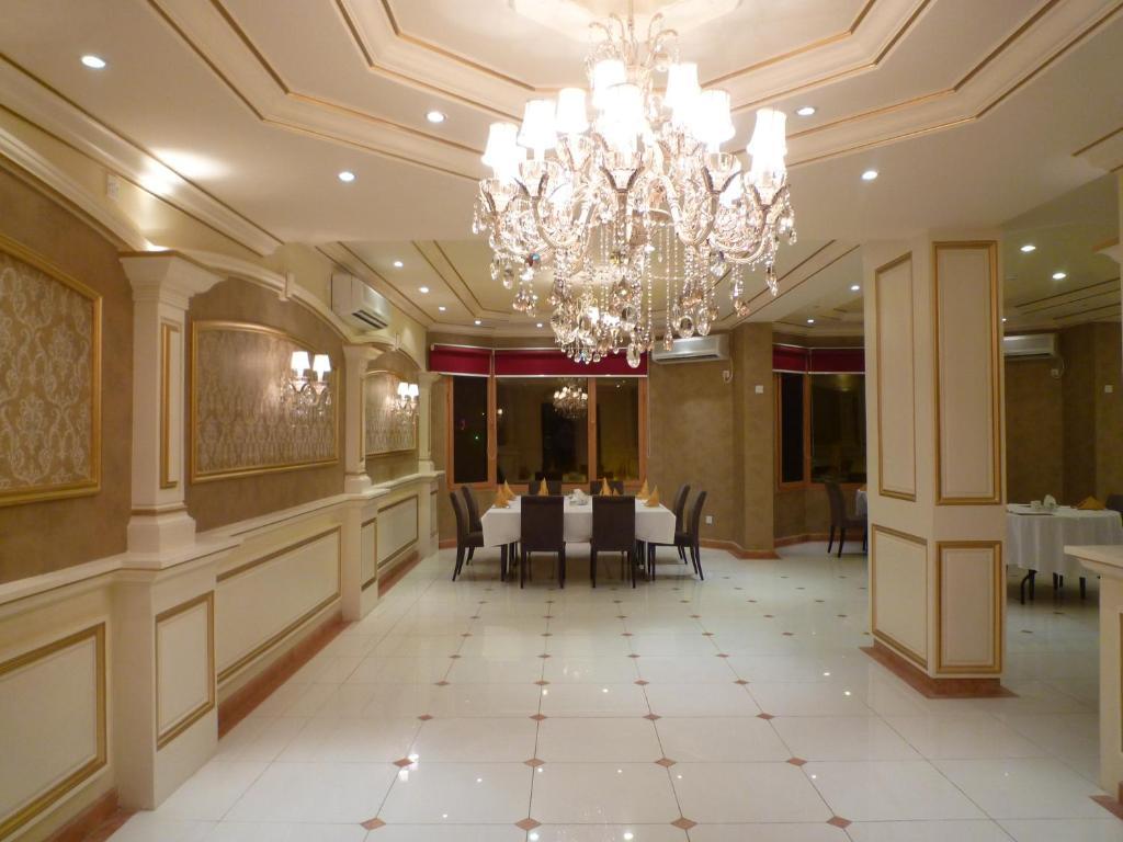 Hotel Al Borg Al Watheer Dschāzān Exterior foto