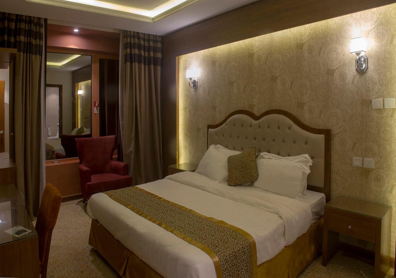 Hotel Al Borg Al Watheer Dschāzān Exterior foto